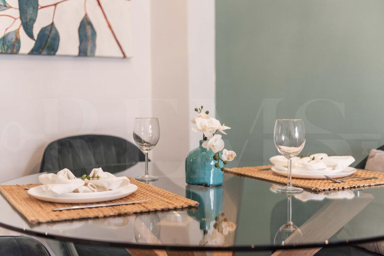 Sunny & Modern Apartment - Center By Rems Malaga Exterior photo